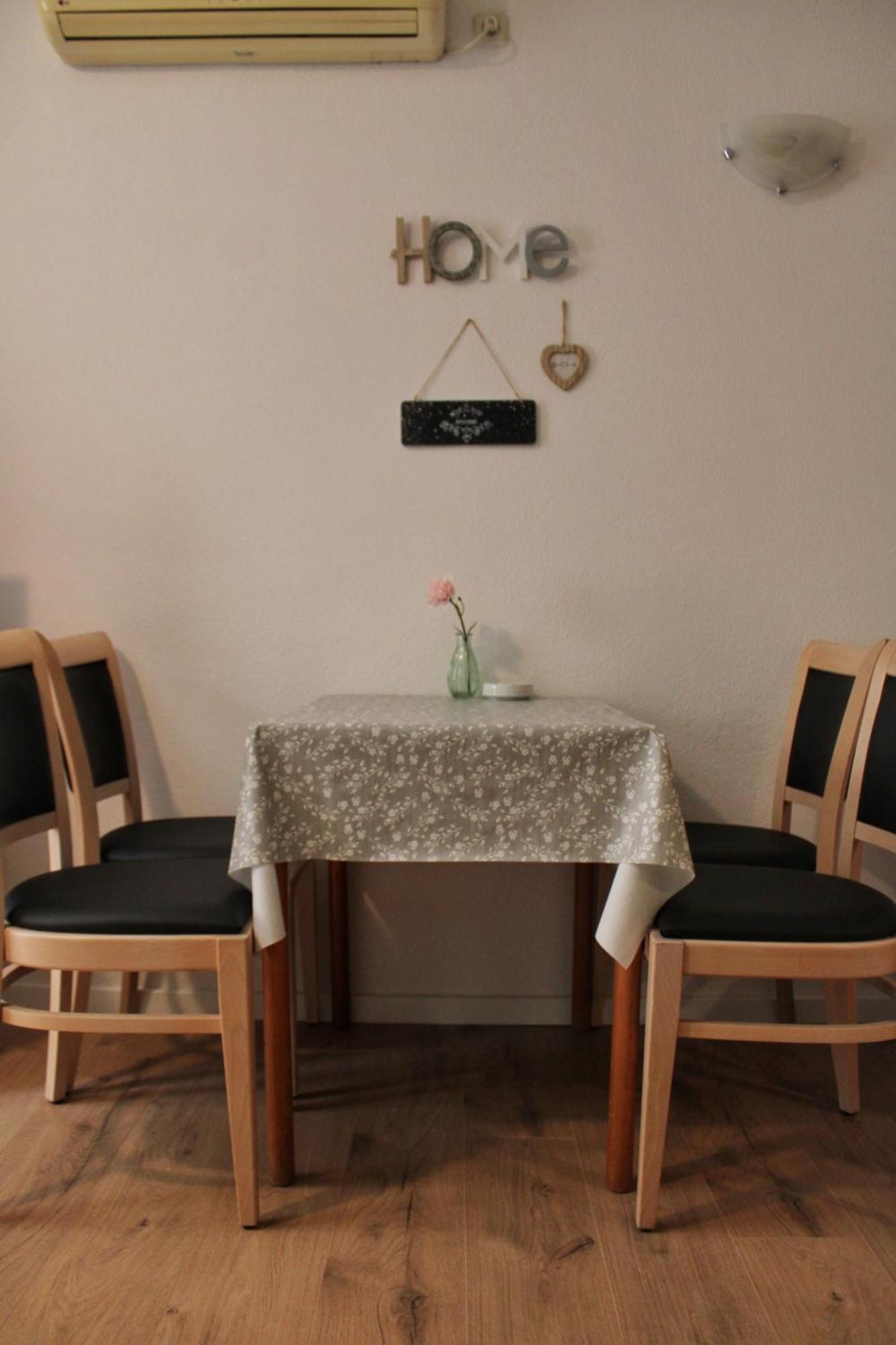 Studio Laura-Spacious Studio On The Main Beach Makarska Exterior foto
