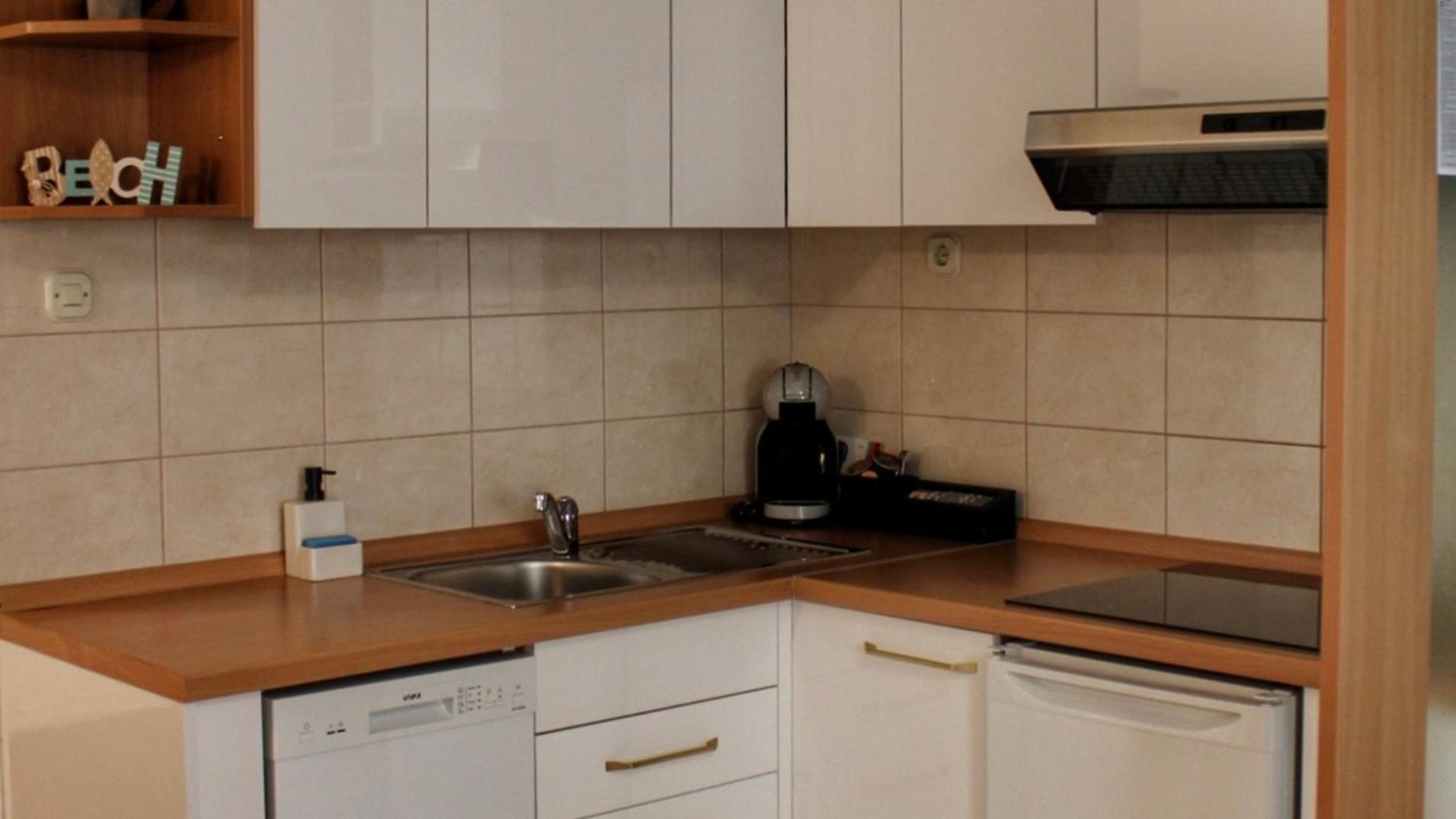 Studio Laura-Spacious Studio On The Main Beach Makarska Exterior foto