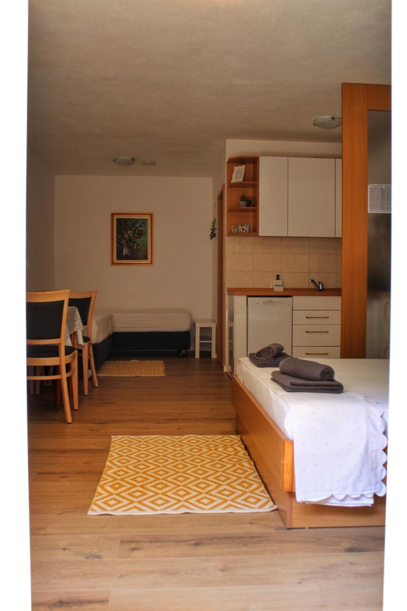 Studio Laura-Spacious Studio On The Main Beach Makarska Exterior foto